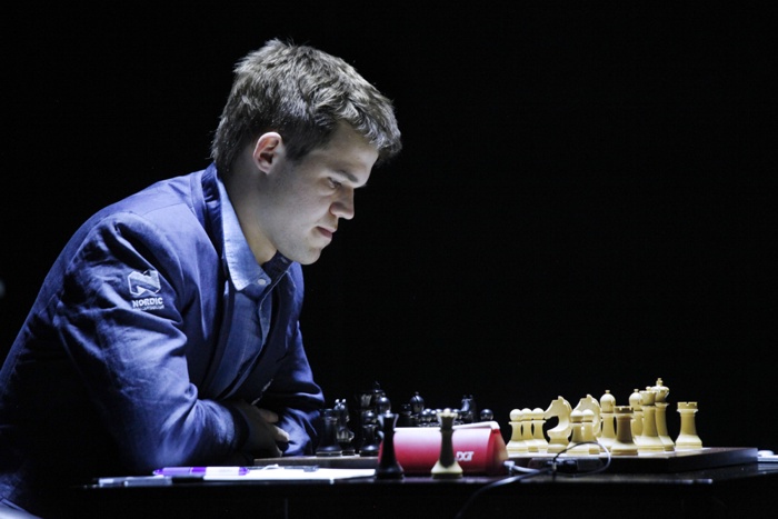 World Chess Championship 2014: Game 7 (Live)