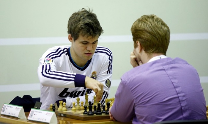 Magnus Carlsen vs Judit Polgar FIDE World Blitz Championship (2014), Dubai  UAE, rd 14. 