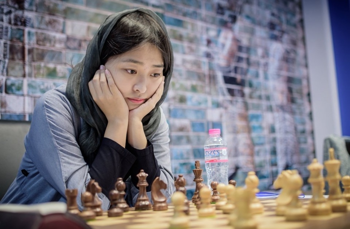 Leko - Li Chao (2015) chess event